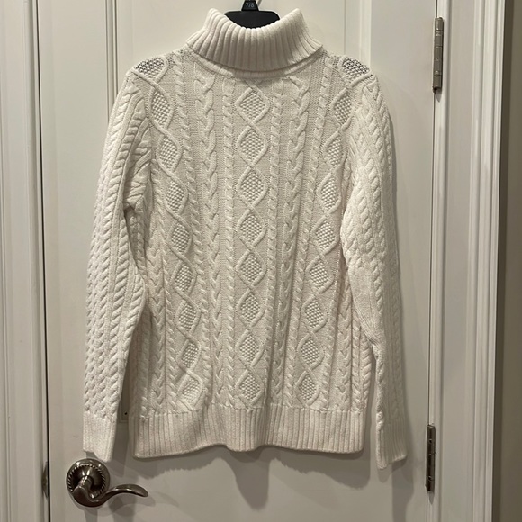 Croft & Barrow Turtleneck Sweater - Picture 1 of 7